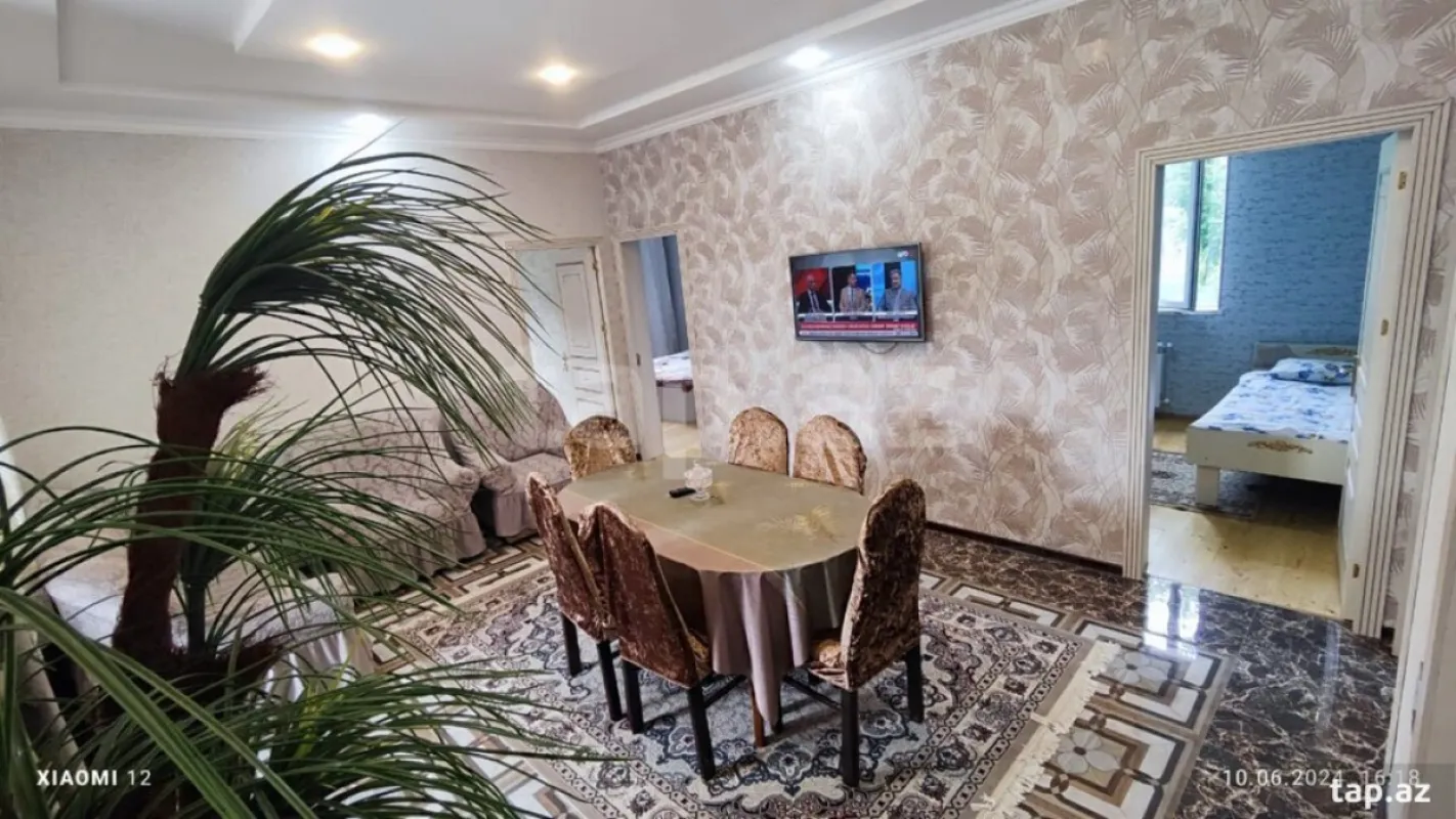 Kirayə verilir 5 otaqlı həyət evi