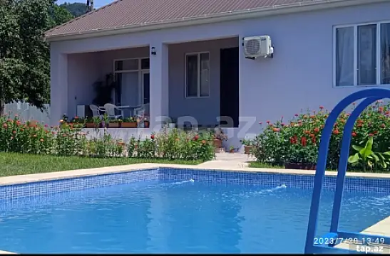 Kirayə verilir 5 otaqlı həyət evi