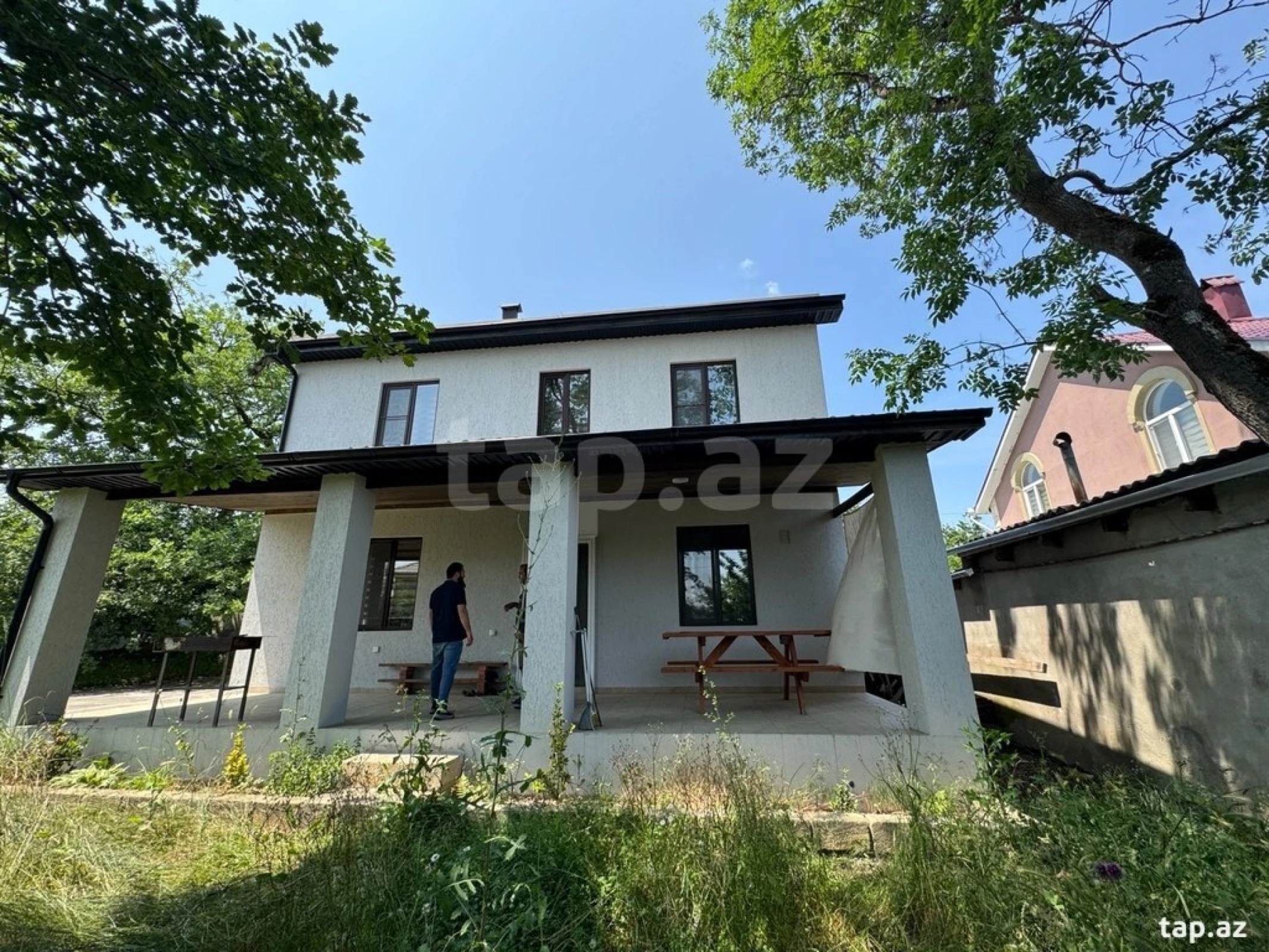 Satılır 4 otaqlı həyət evi