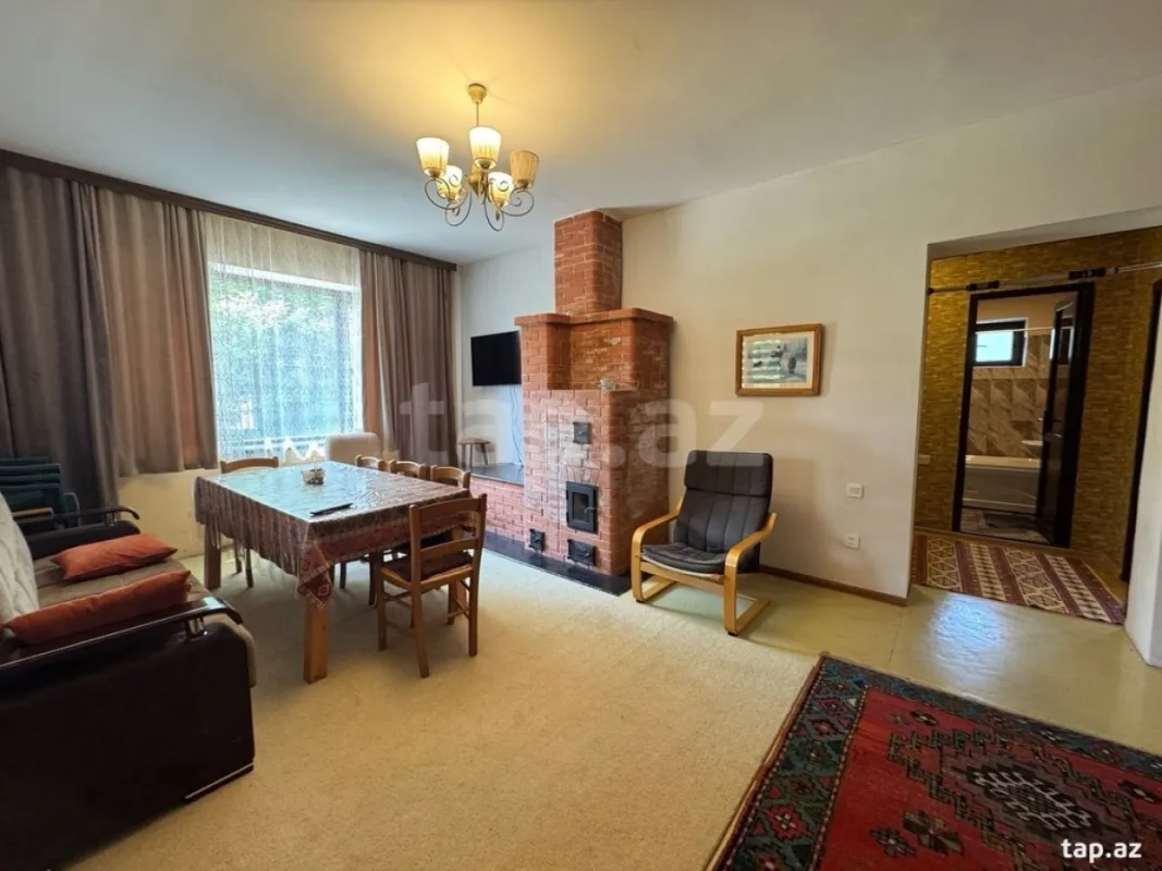 Satılır 4 otaqlı həyət evi