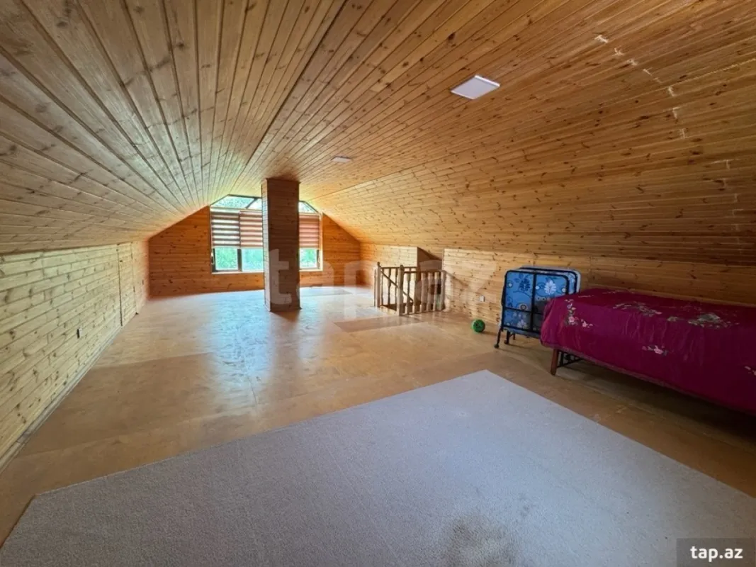 Satılır 4 otaqlı həyət evi