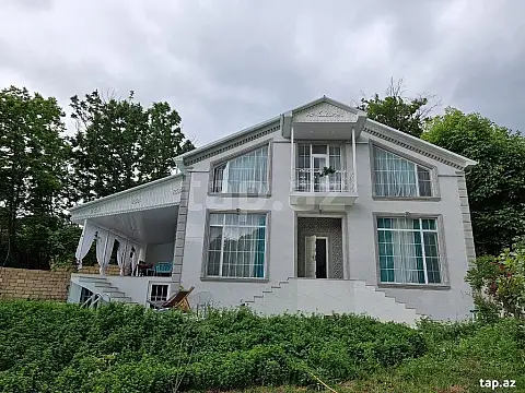 Kirayə verilir 5 otaqlı həyət evi 188 m²