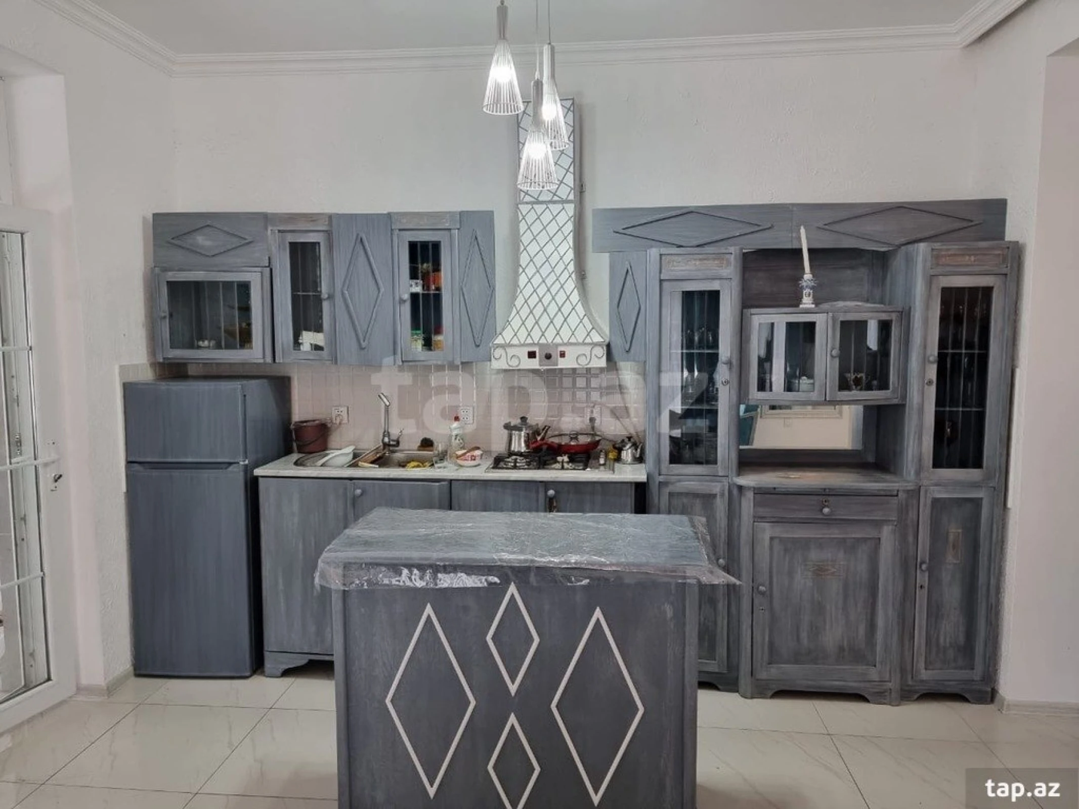 Kirayə verilir 5 otaqlı həyət evi 188 m²