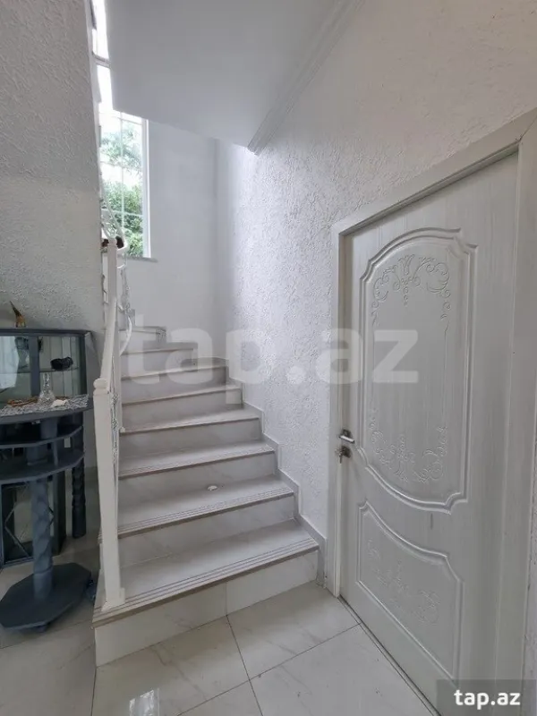 Kirayə verilir 5 otaqlı həyət evi 188 m²