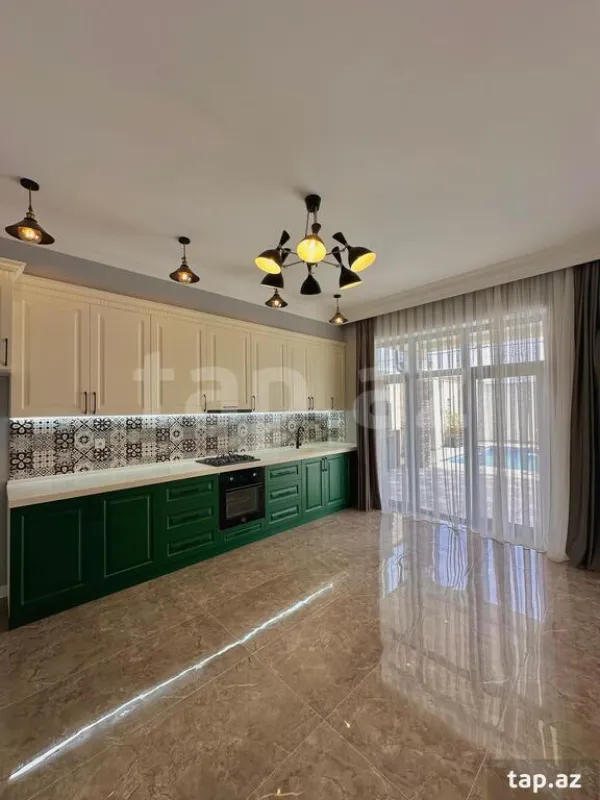 Satılır 4 otaqlı həyət evi