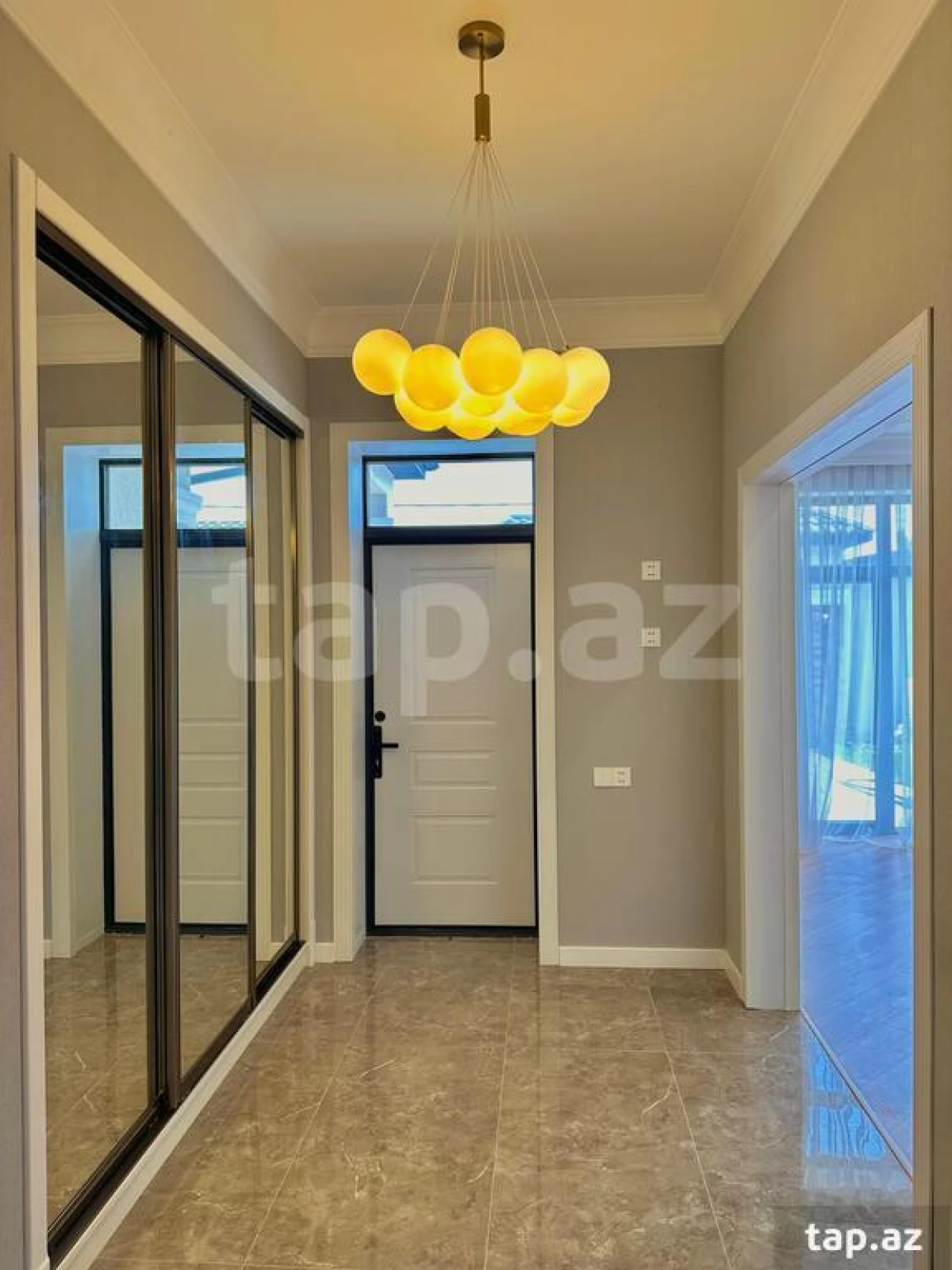 Satılır 4 otaqlı həyət evi