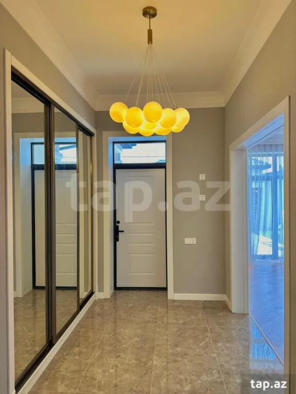 Satılır 4 otaqlı həyət evi