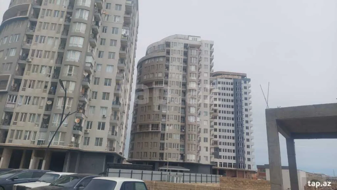 Satılır 2 otaqlı yeni tikili 71 m²