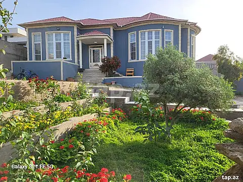 Satılır 5 otaqlı həyət evi 240 m² — Bakı, Buzovna 5 otaq 240.00 m²