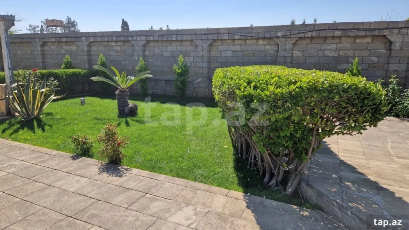 Satılır 4 otaqlı həyət evi 130 m²