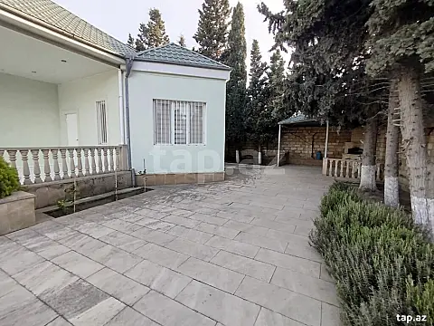 Satılır 4 otaqlı həyət evi 130 m²