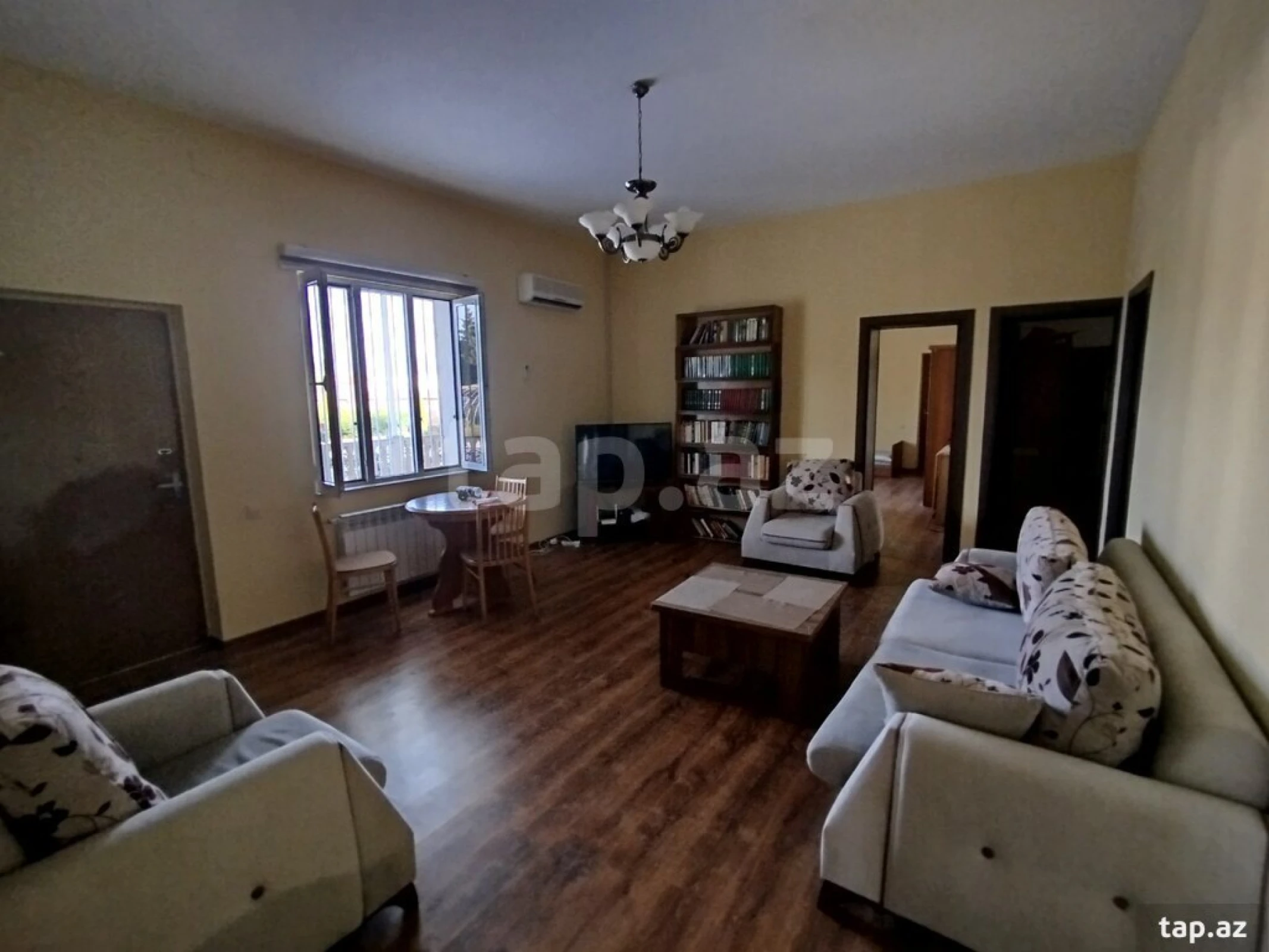 Satılır 4 otaqlı həyət evi 130 m²