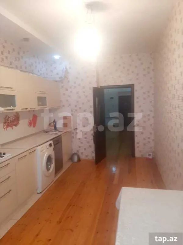Satılır 4 otaqlı yeni tikili 147 m²