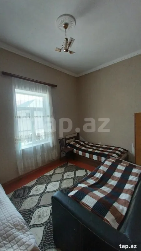 Satılır 4 otaqlı həyət evi 120 m²
