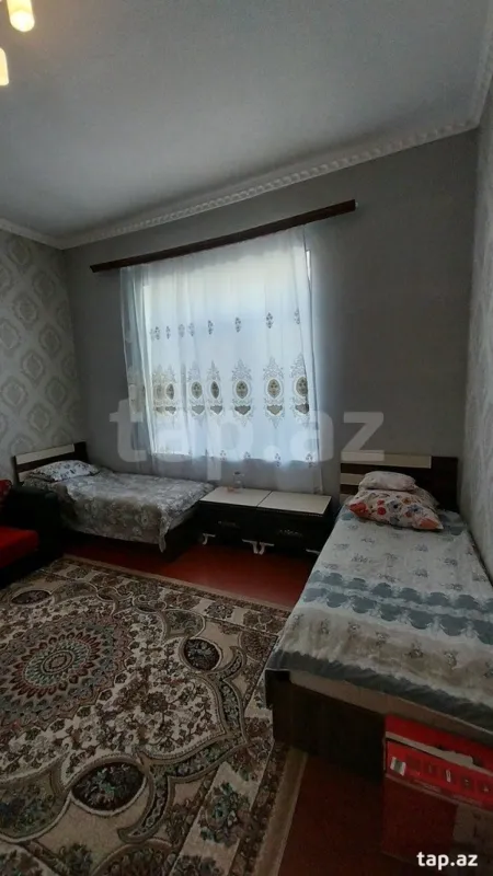 Satılır 4 otaqlı həyət evi 120 m²