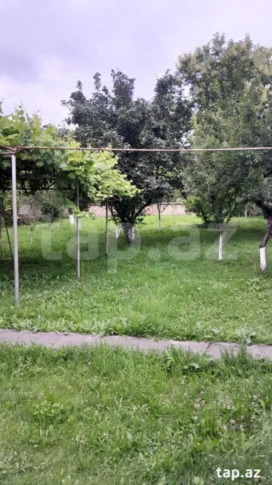 Satılır 3 otaqlı həyət evi