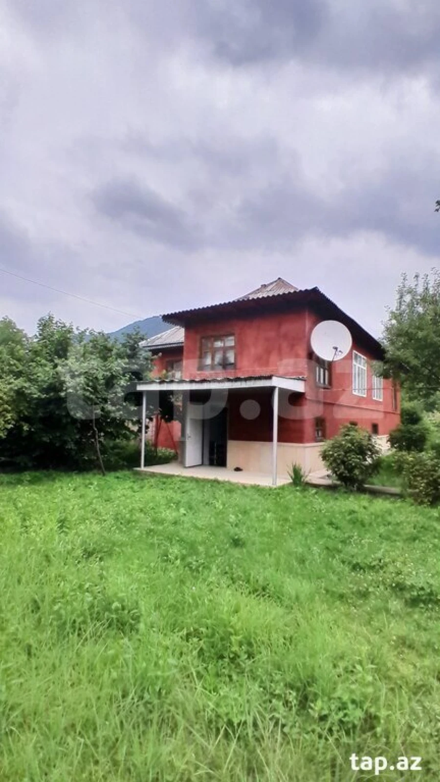 Satılır 3 otaqlı həyət evi