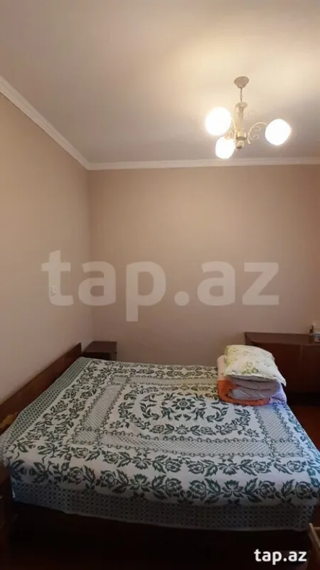 Satılır 3 otaqlı həyət evi