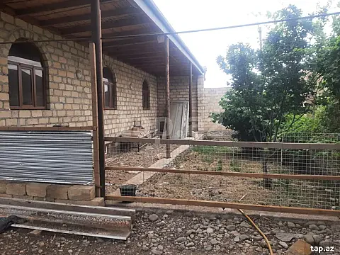 Satılır 4 otaqlı həyət evi 100 m² — Gəncə 4 otaq 100.00 m²