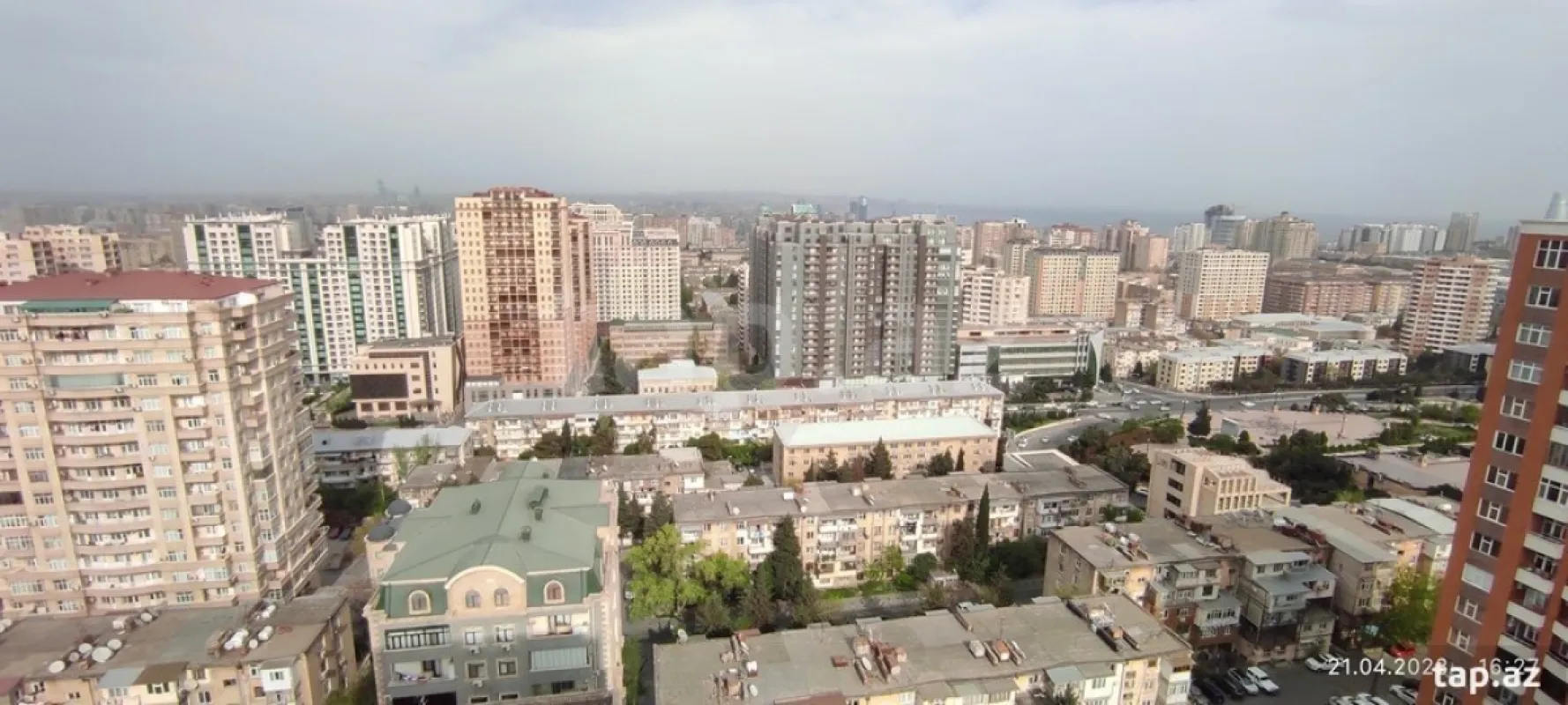 Kirayə verilir 2 otaqlı yeni tikili 93 m²