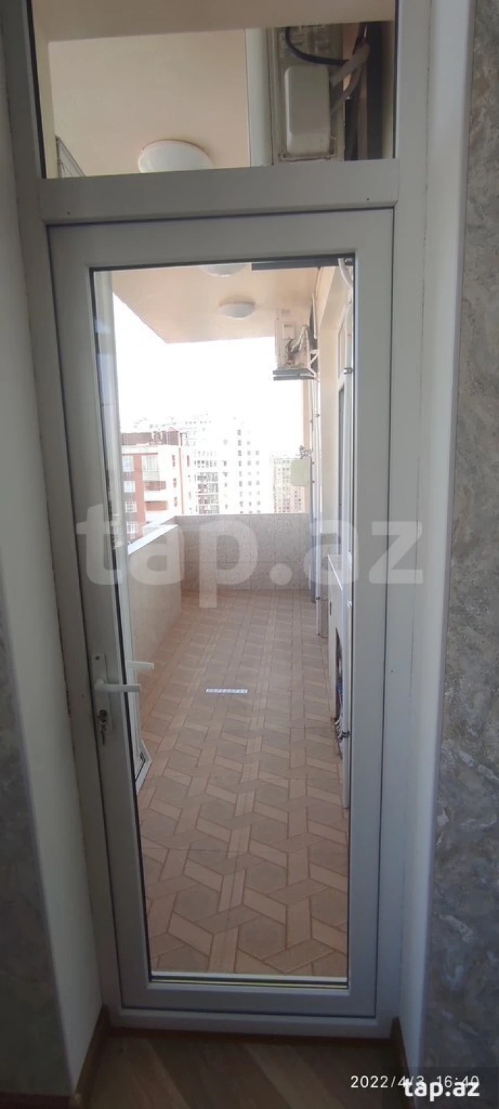 Kirayə verilir 2 otaqlı yeni tikili 93 m²