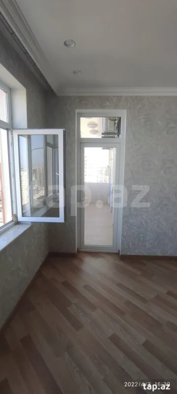 Kirayə verilir 2 otaqlı yeni tikili 93 m²