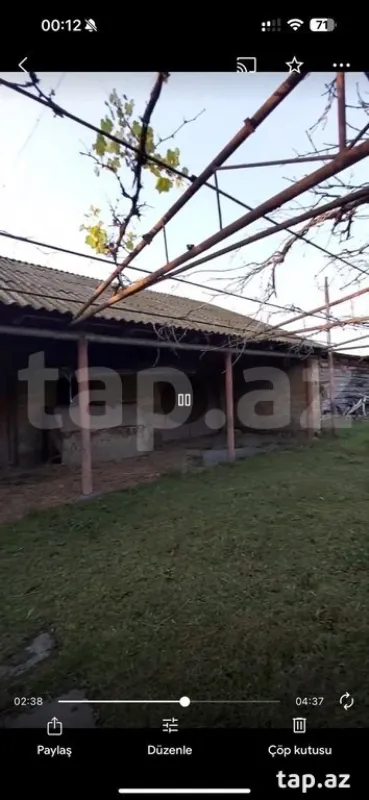 Satılır 6 otaqlı həyət evi