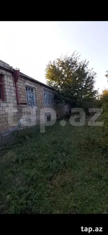 Satılır 6 otaqlı həyət evi