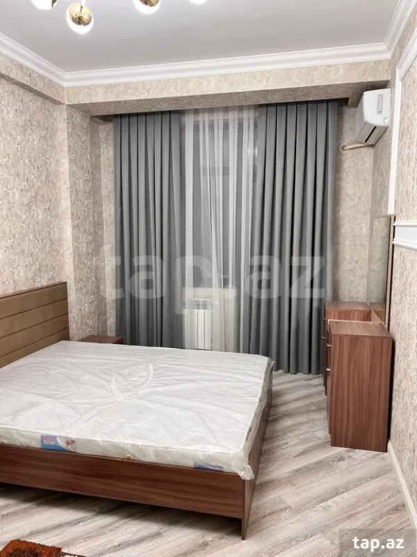 Kirayə verilir 3 otaqlı yeni tikili 80 m²