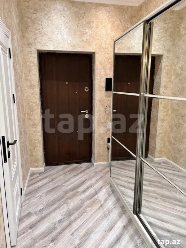 Kirayə verilir 3 otaqlı yeni tikili 80 m²
