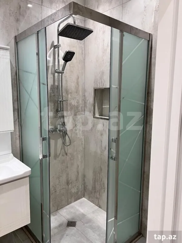 Kirayə verilir 3 otaqlı yeni tikili 80 m²