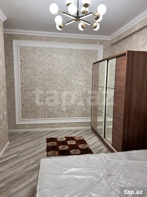 Kirayə verilir 3 otaqlı yeni tikili 80 m²
