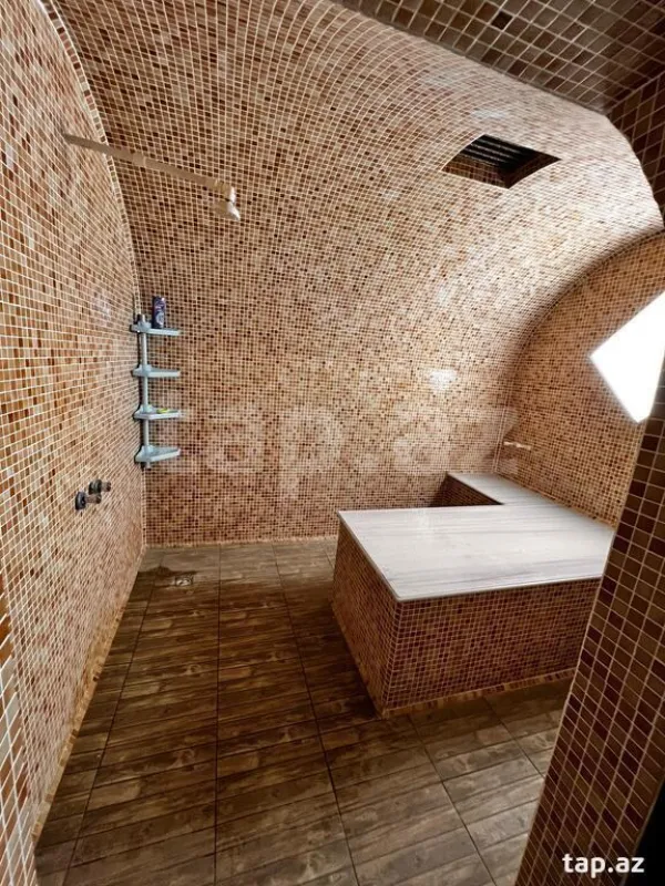 Kirayə verilir 7 otaqlı həyət evi