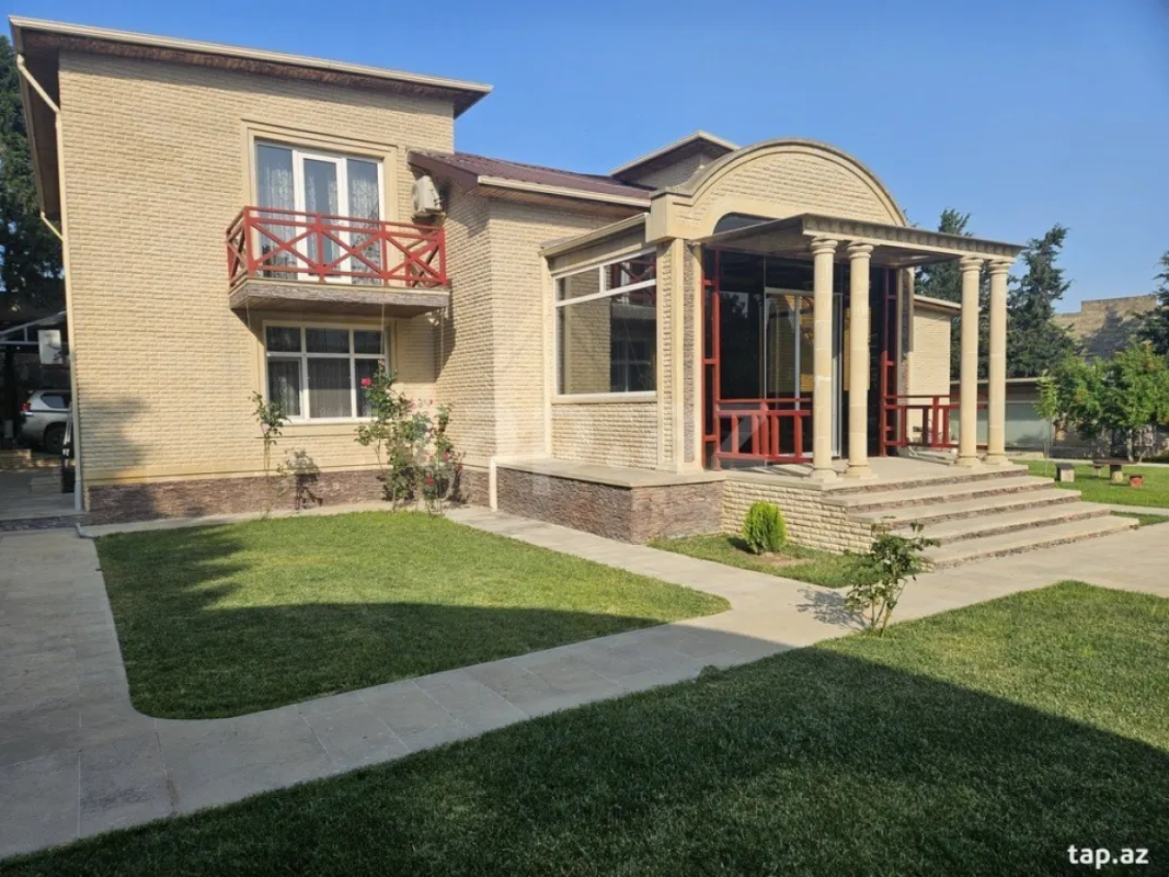 Kirayə verilir 7 otaqlı həyət evi