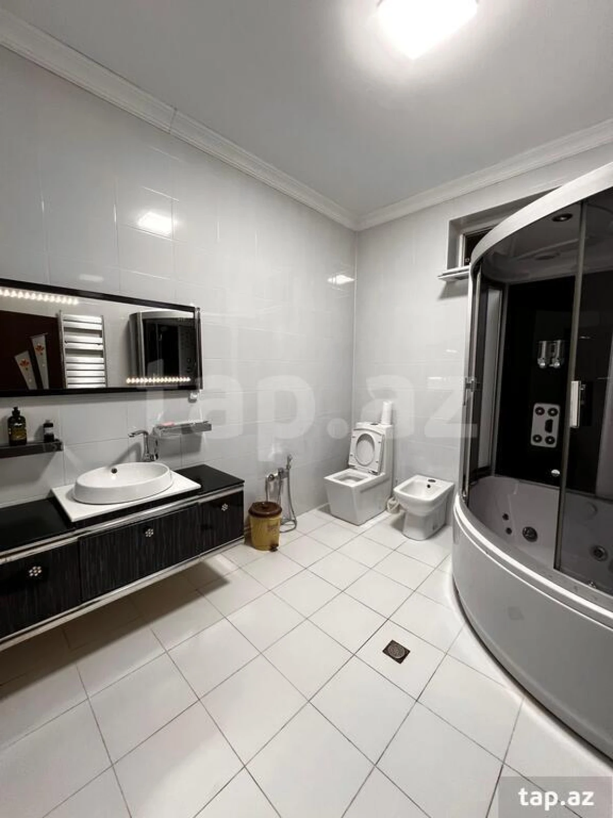 Kirayə verilir 7 otaqlı həyət evi