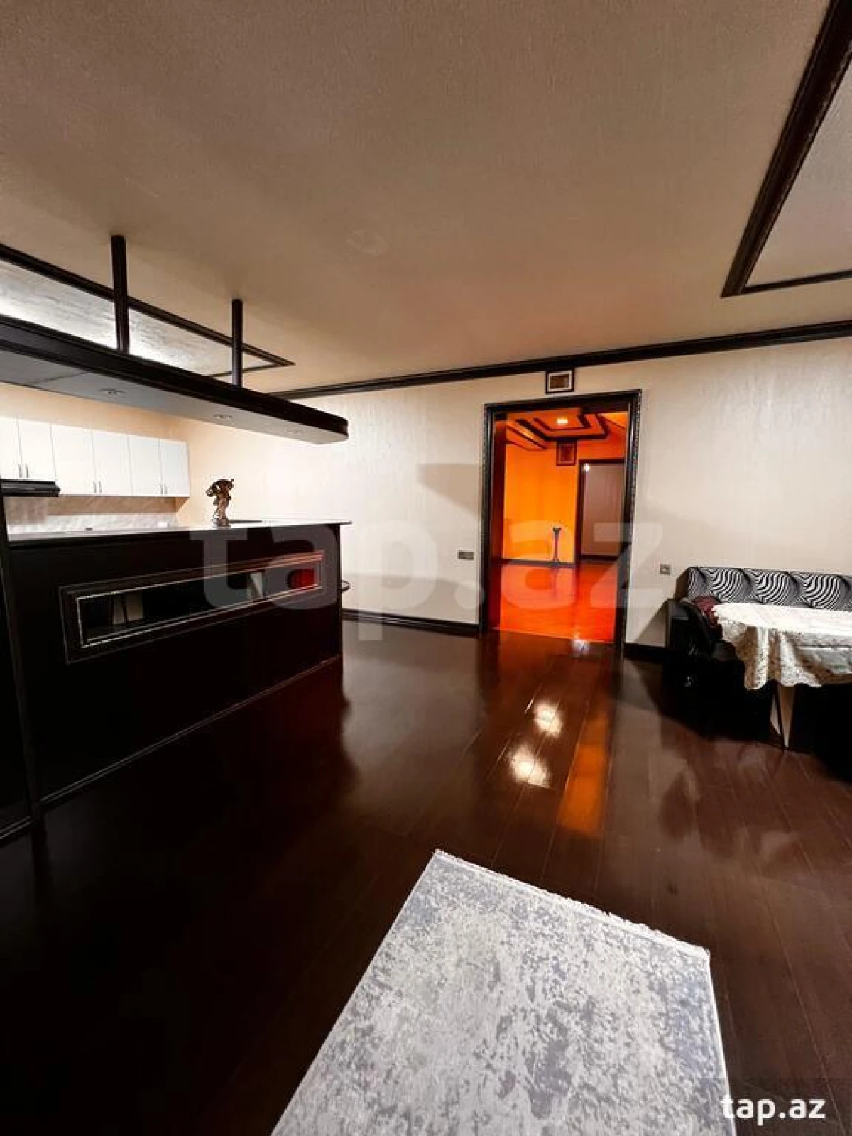 Kirayə verilir 7 otaqlı həyət evi