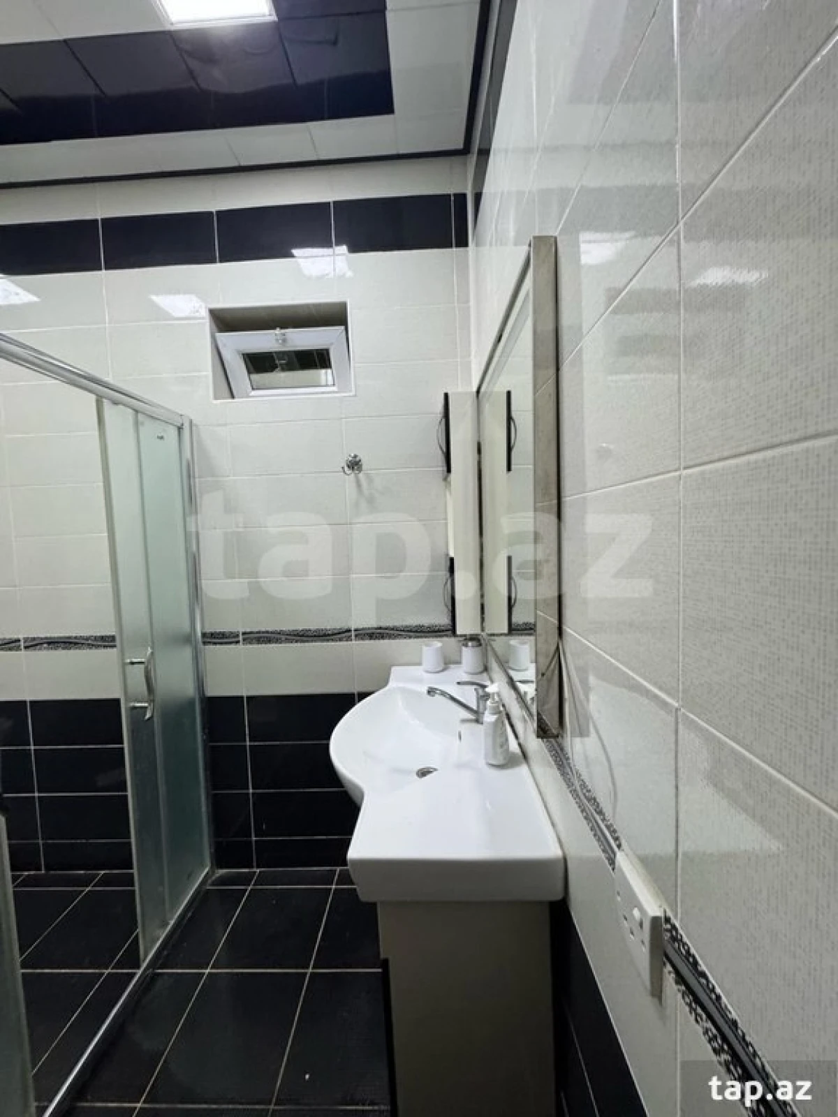 Kirayə verilir 6 otaqlı həyət evi