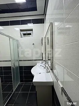 Kirayə verilir 6 otaqlı həyət evi