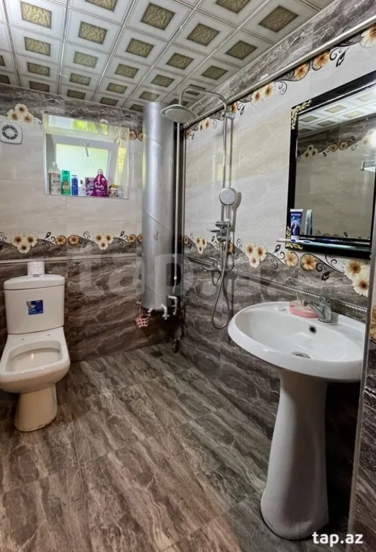 Kirayə verilir 4 otaqlı həyət evi