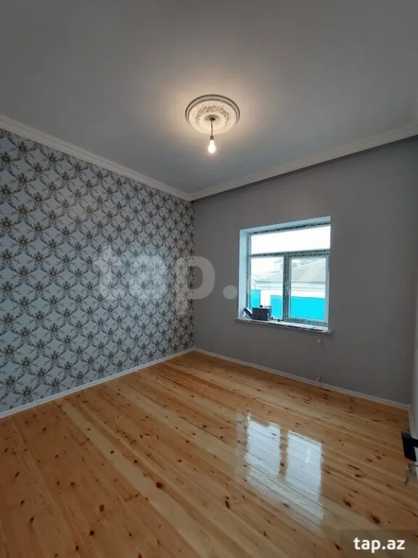 Satılır 4 otaqlı həyət evi 400 m²