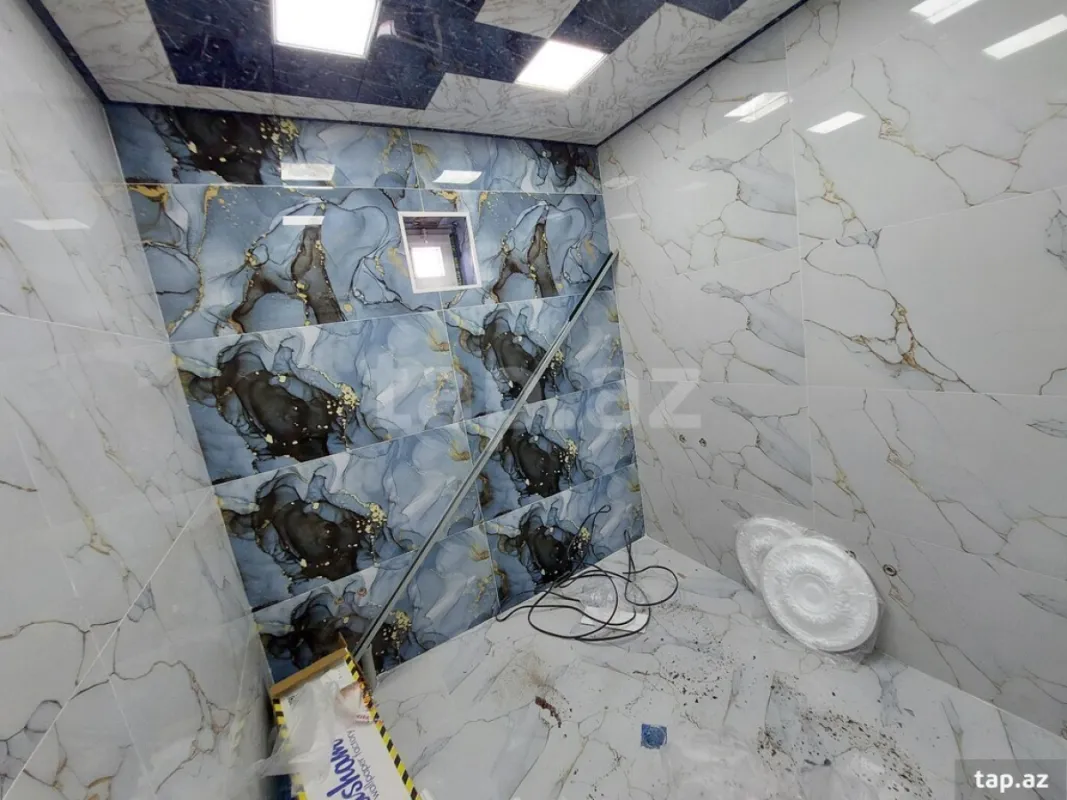 Satılır 4 otaqlı həyət evi 400 m²