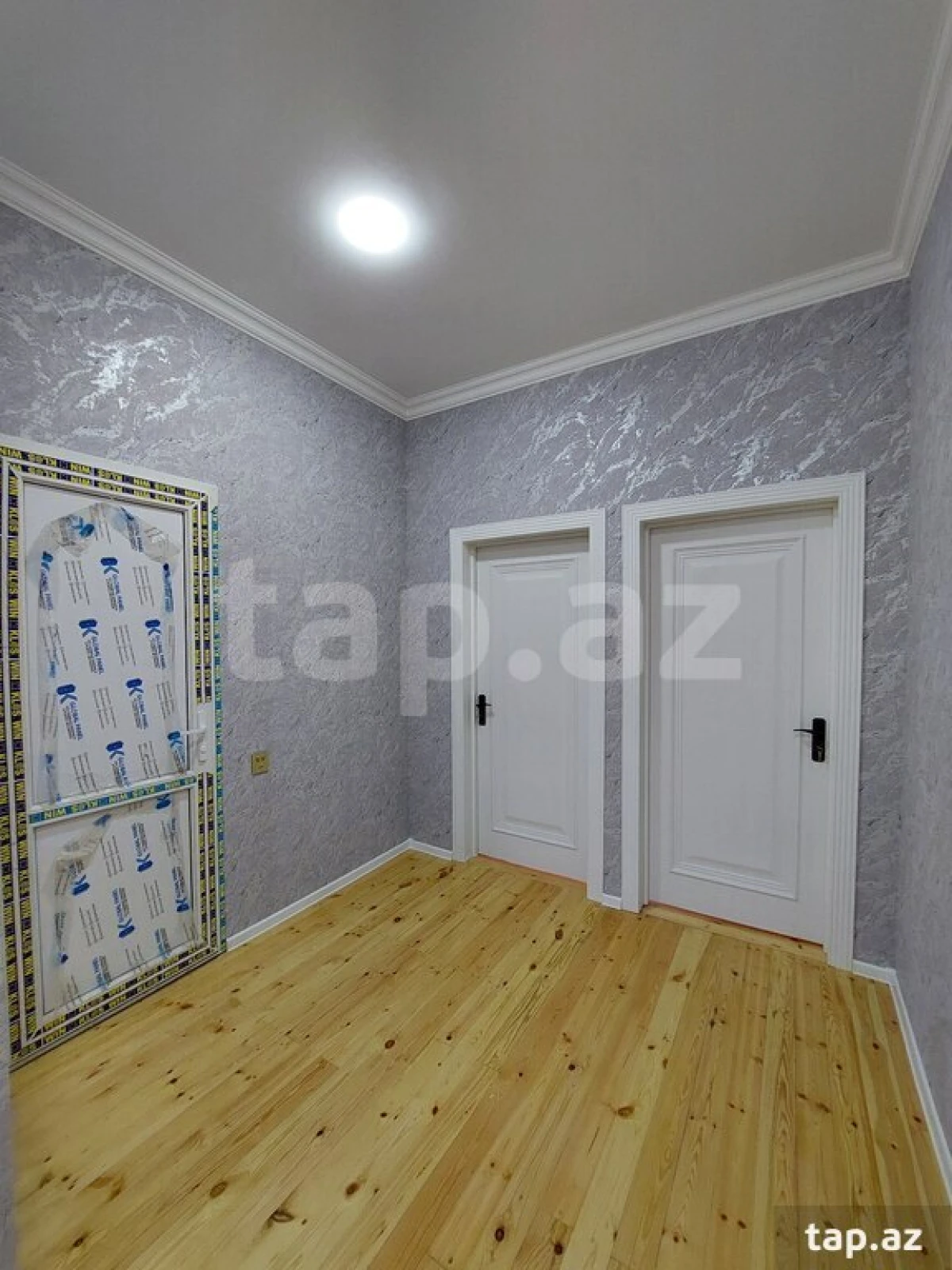 Satılır 4 otaqlı həyət evi 400 m²