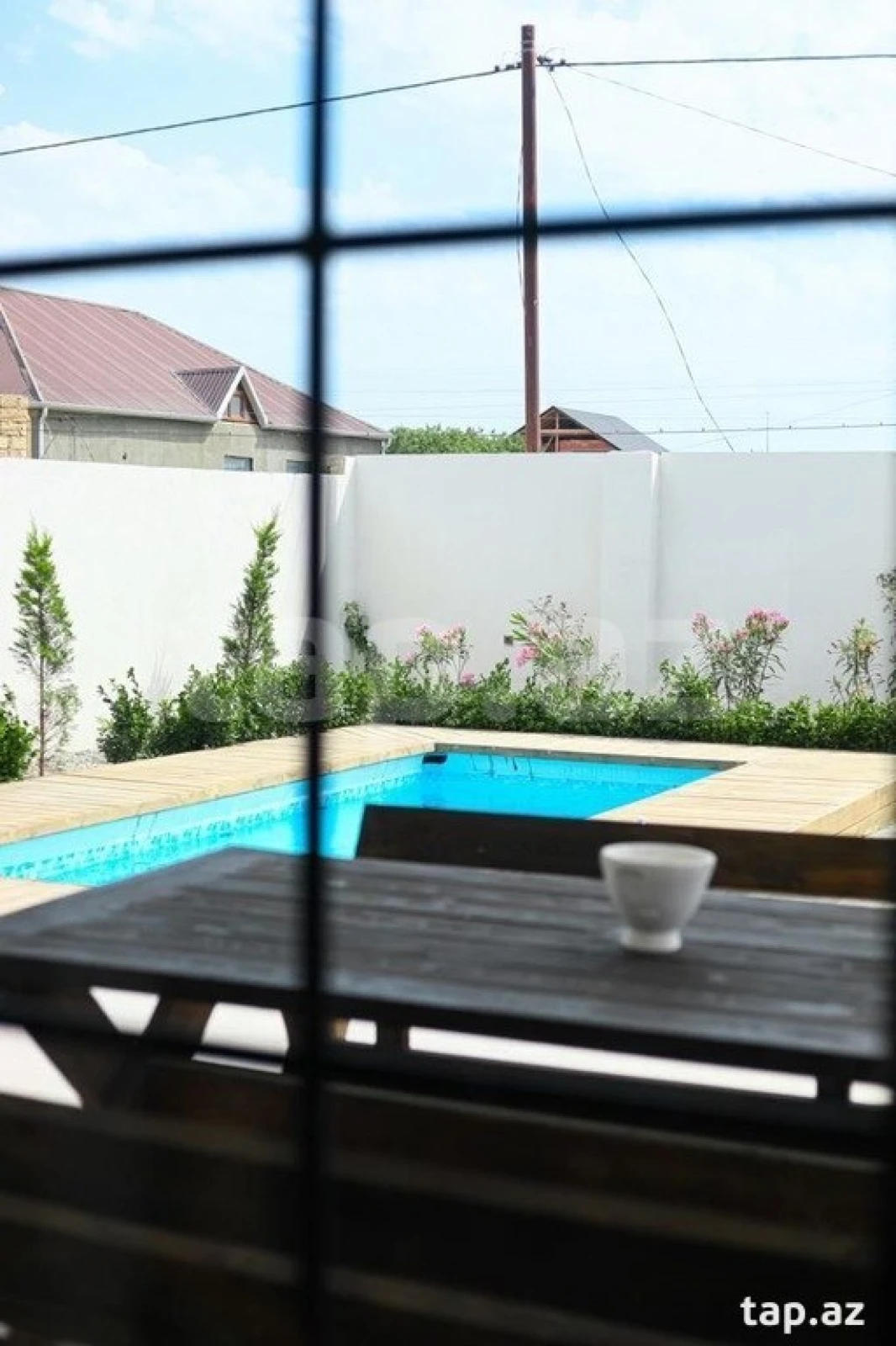 Kirayə verilir 4 otaqlı həyət evi