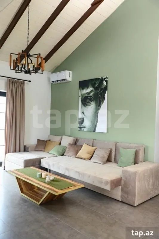 Kirayə verilir 4 otaqlı həyət evi