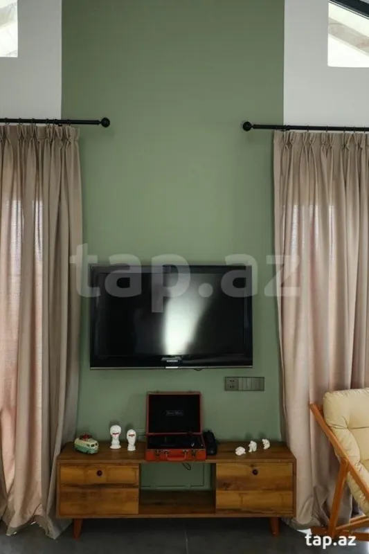 Kirayə verilir 4 otaqlı həyət evi