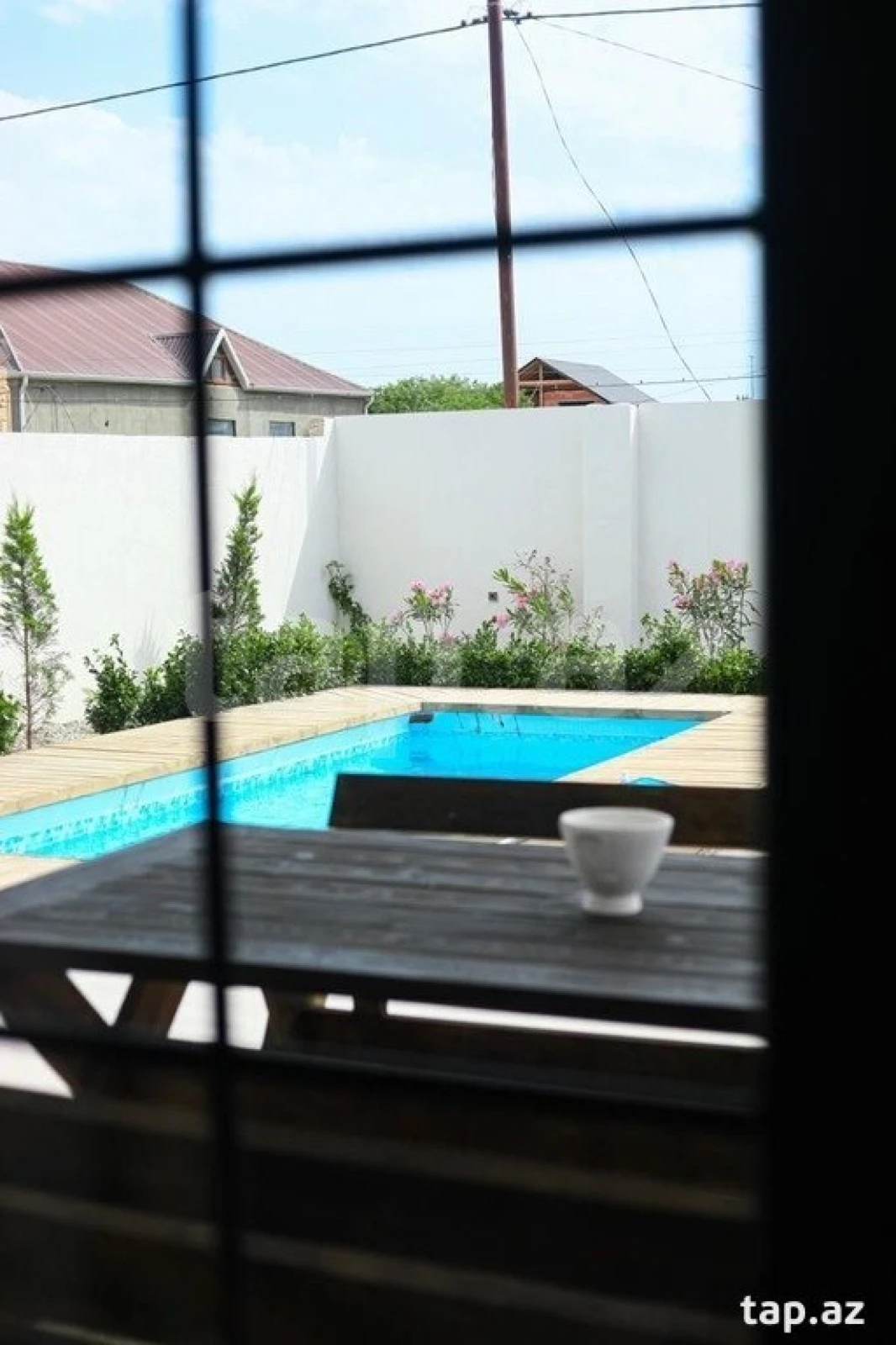 Kirayə verilir 4 otaqlı həyət evi