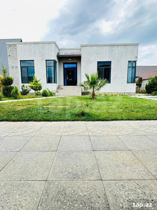 Kirayə verilir 4 otaqlı həyət evi