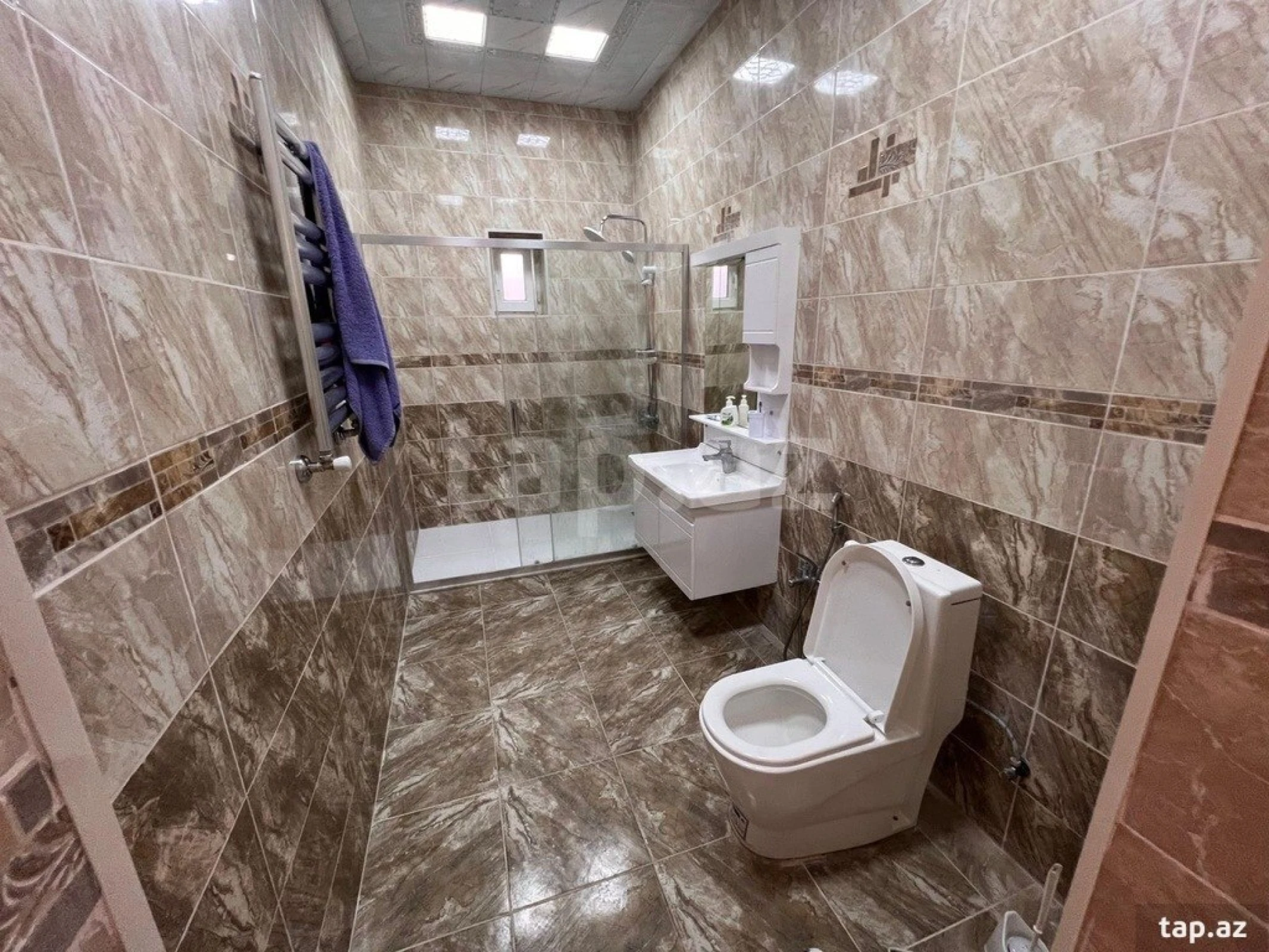 Kirayə verilir 3 otaqlı həyət evi