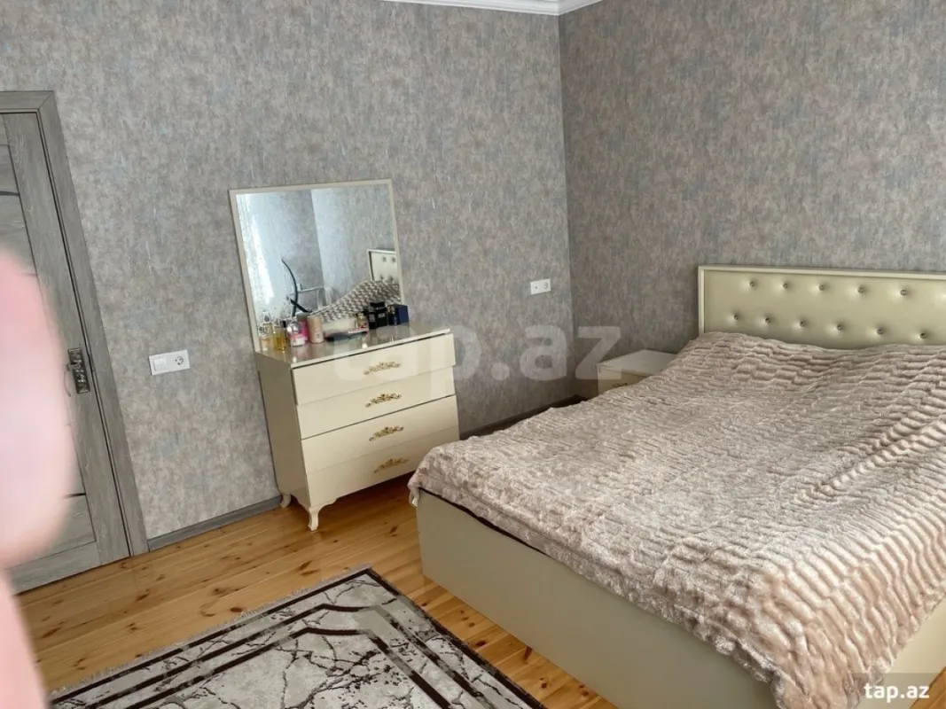 Satılır 2 otaqlı yeni tikili 84 m²