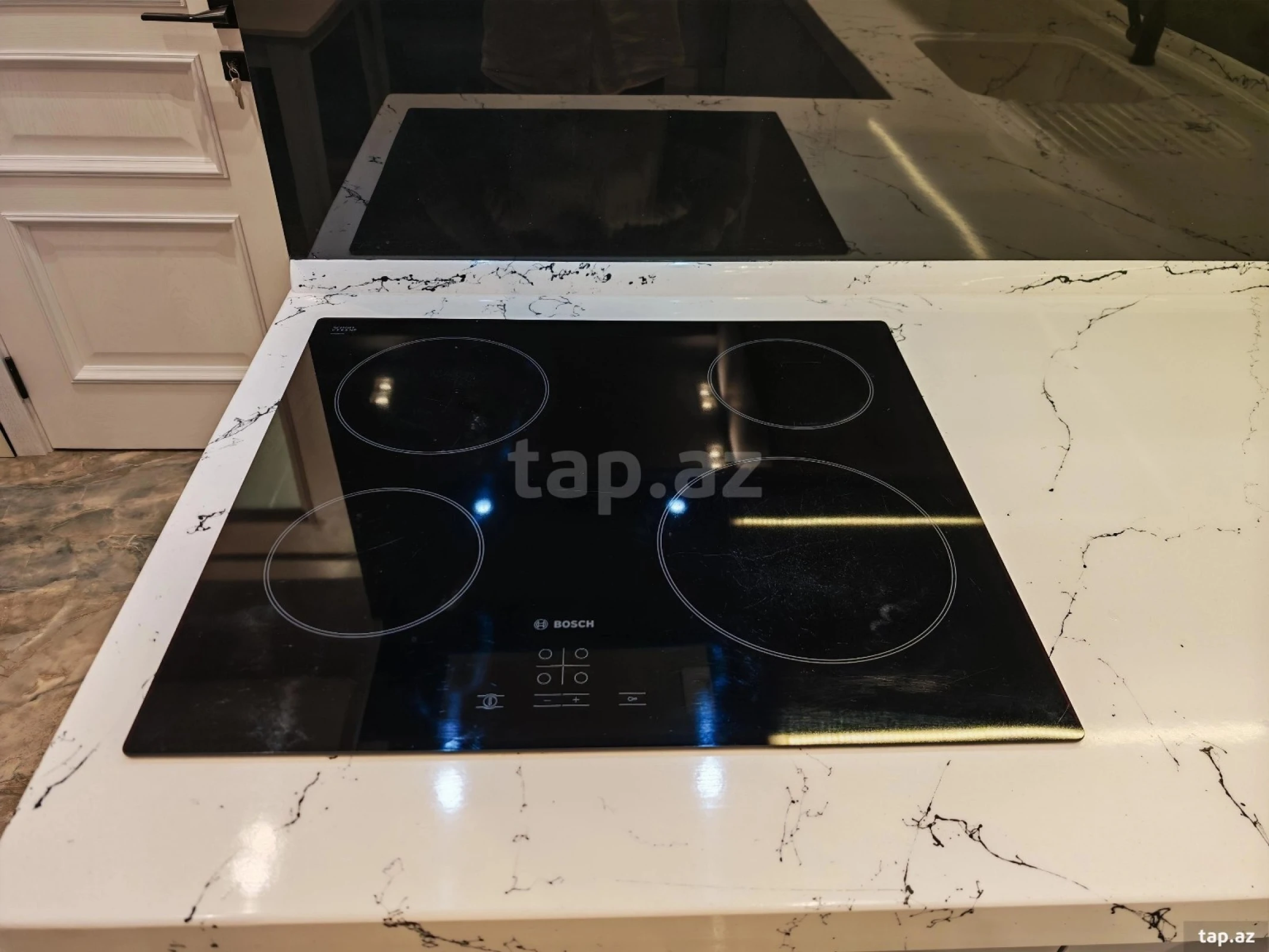 Satılır 3 otaqlı yeni tikili 73 m²